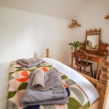 Glenroy Arts Gallery Meets Living Space Cardiff Luaran gambar