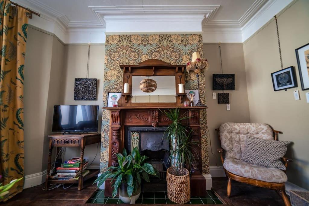 Glenroy Arts Gallery Meets Living Space Cardiff Luaran gambar