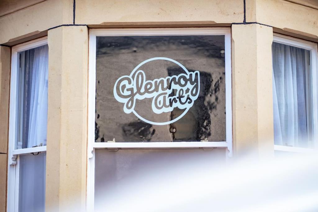 Glenroy Arts Gallery Meets Living Space Cardiff Luaran gambar
